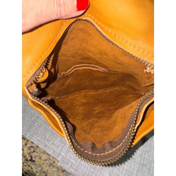 VTG Jwmderr Bend Oregon USA Congac Genuine Soft Leather Crossbody Bag Flap Boho - Picture 10 of 11